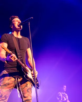 Russell Dickerson Council Bluffs