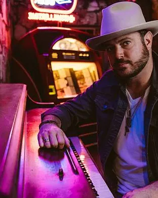 Wade Bowen Magnolia