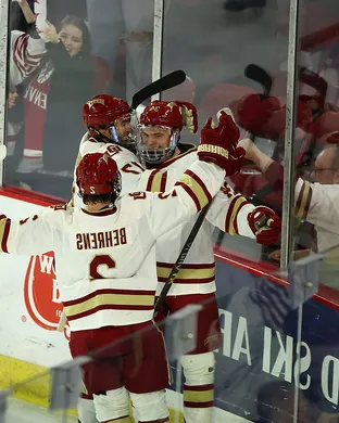 Western Michigan Broncos Hockey Omaha